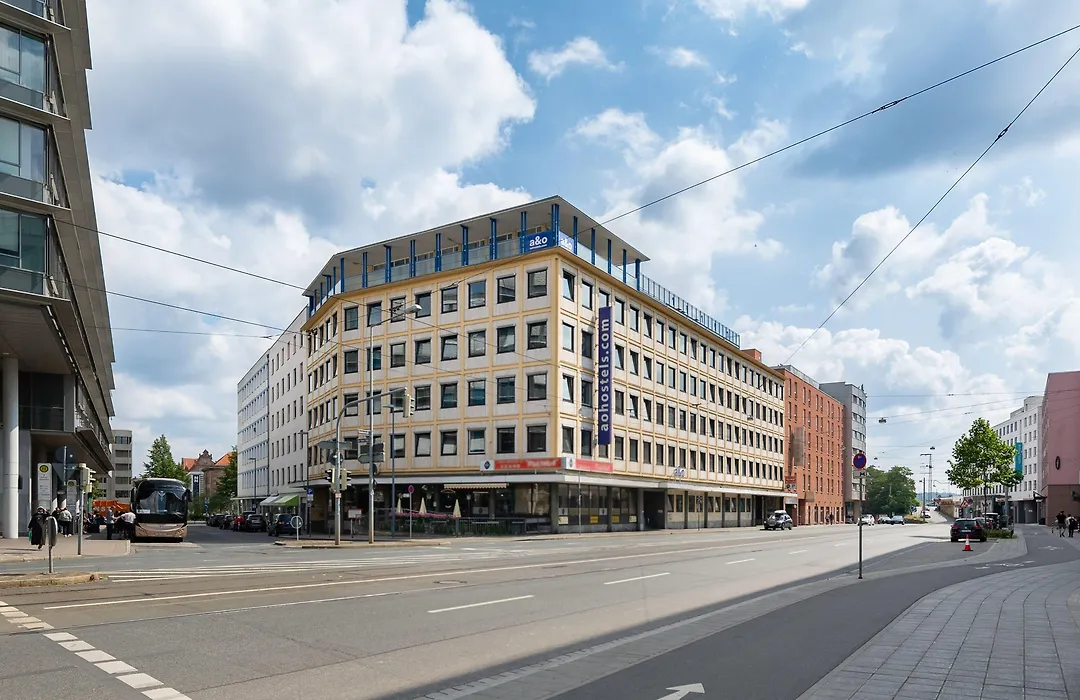 a&o Nürnberg Hauptbahnhof-1